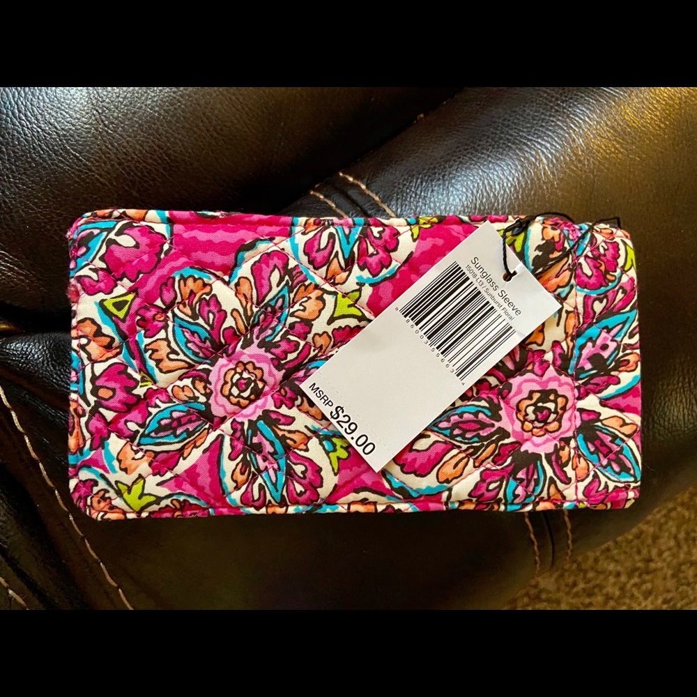 Vera Bradley, NWT Sunglasses Sleeve